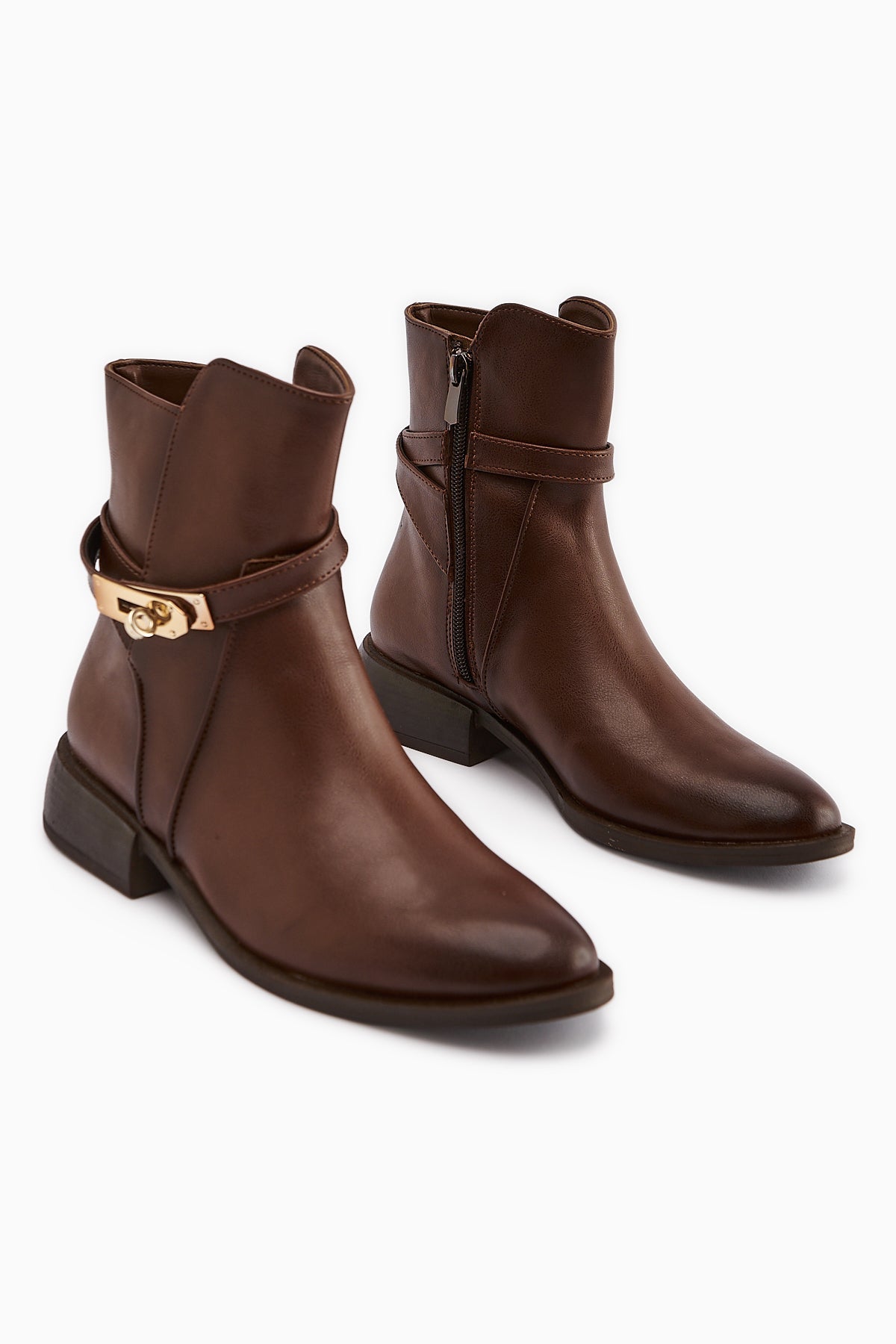 Tinna – Cognac Buckle-Detail Boot (Women)