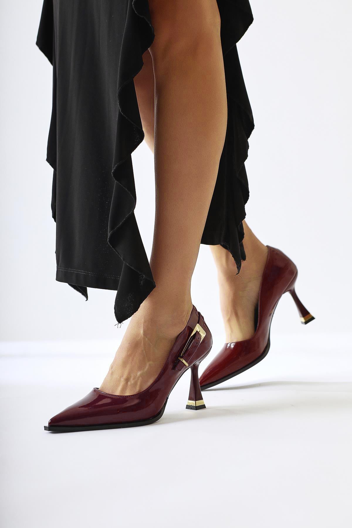Mithra Burgundy Patent Pointed Toe Buckle Detailed Women’s Heeled Shoes