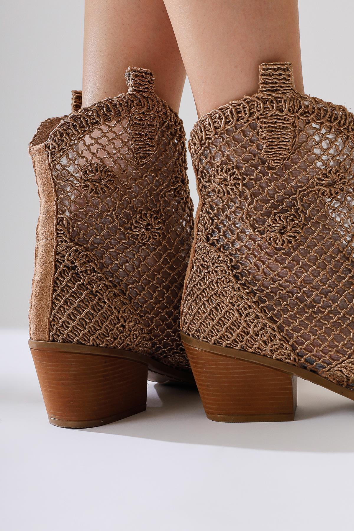 Tersa – Taupe Short-Shaft Woven Lace Floral-Detail Cowboy Summer Boot (Women)