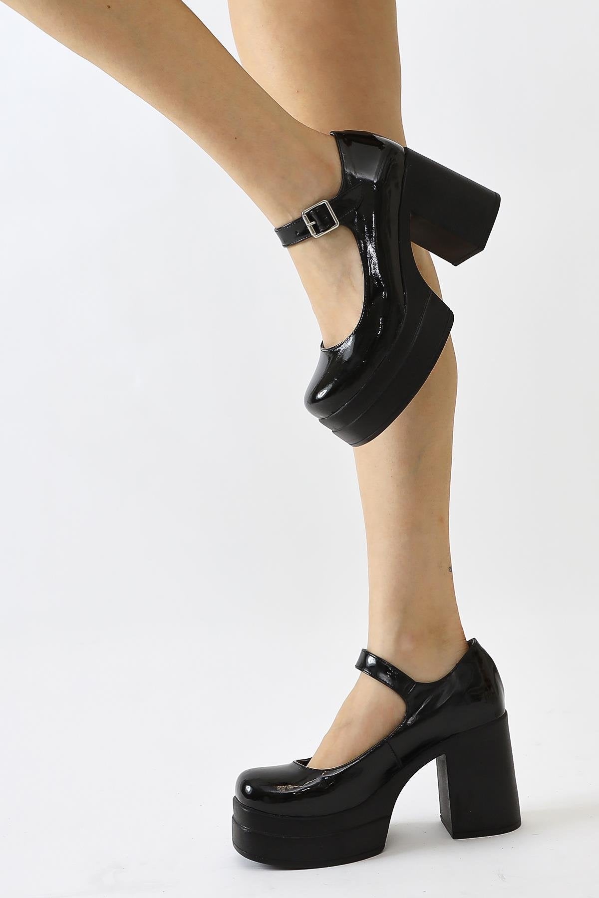 Adelin Black Patent Leather Oval Toe Platform Daily Shoes