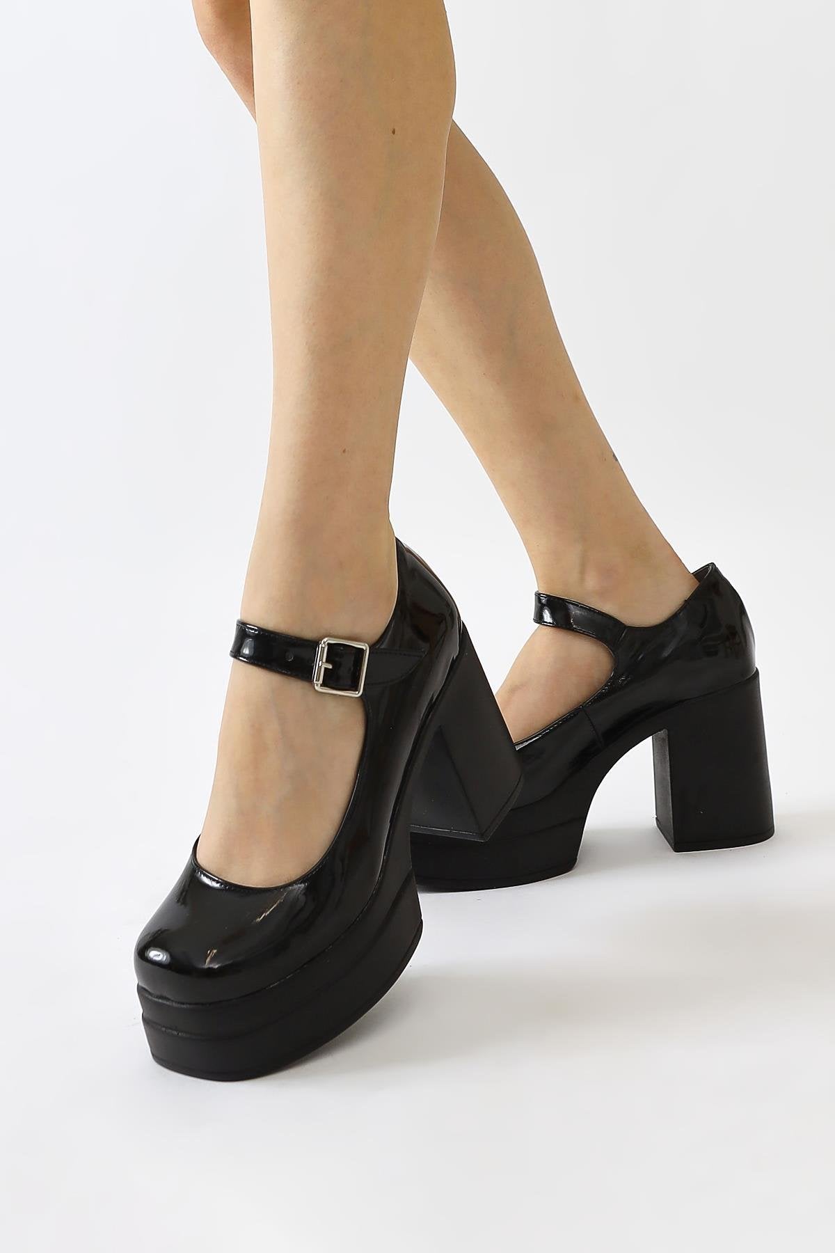 Adelin Black Patent Leather Oval Toe Platform Daily Shoes