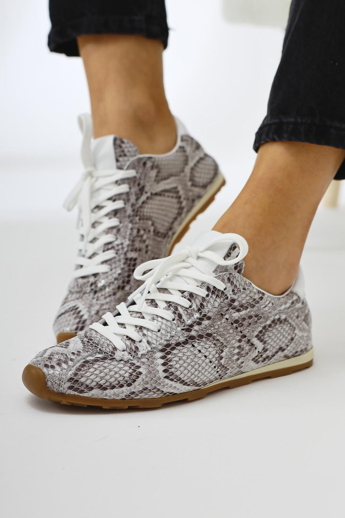 Genuine Leather Alisa Gray Crocodile Printed Lace-Up Daily Women’s Shoes