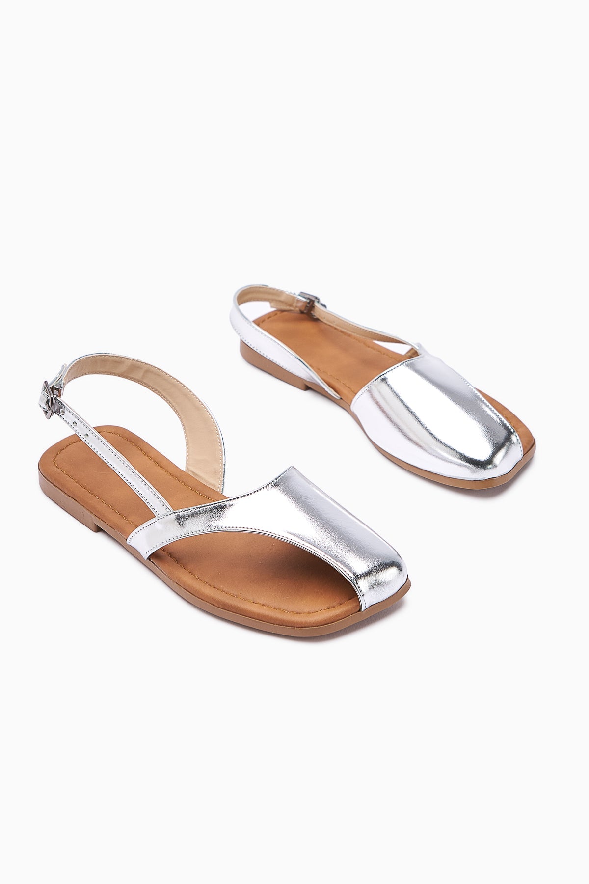 Agnez Silver Belt Detailed Women's Sandal