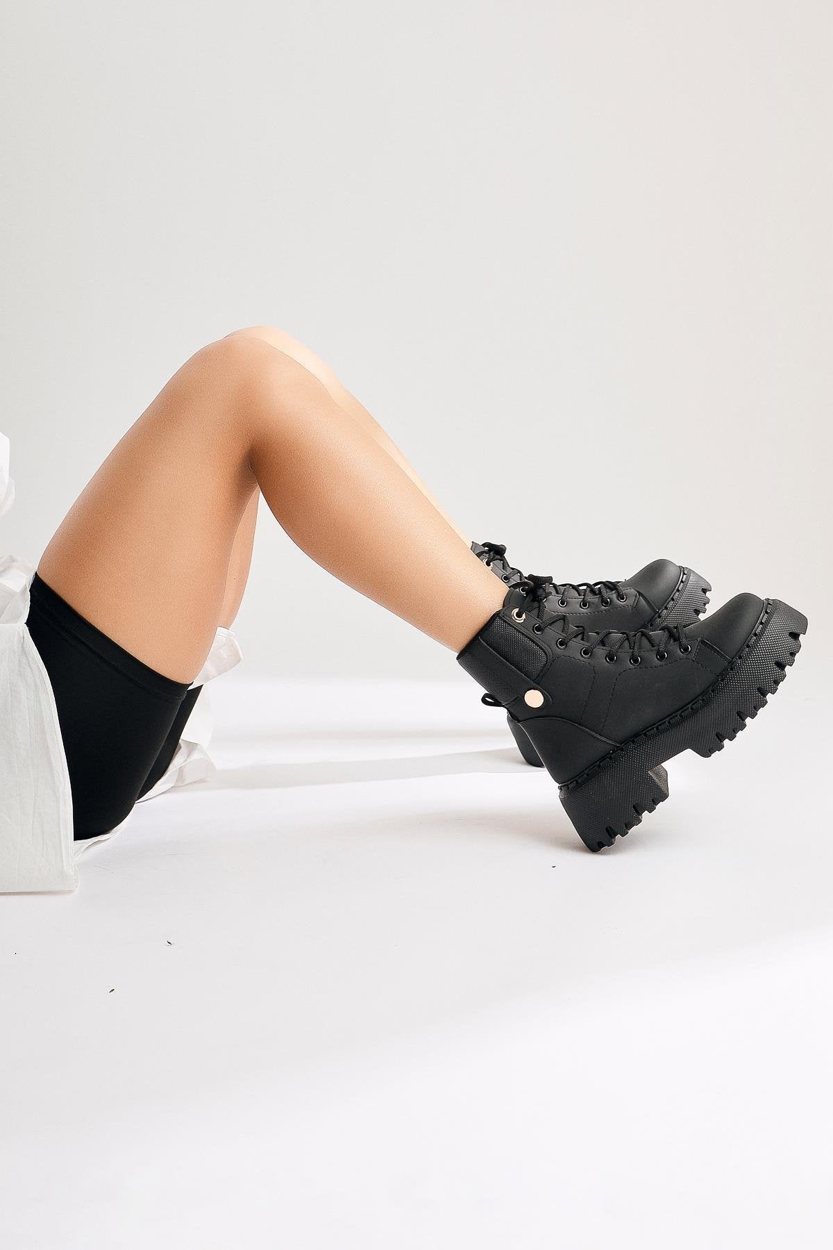 Nichelle – Black Ankle-Detail Thick-Sole Boot (Women)