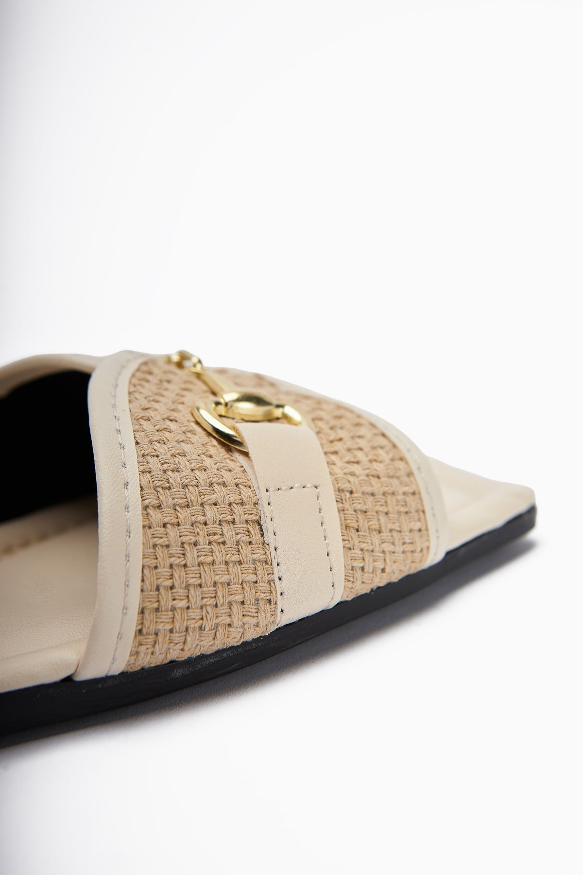 Elanor Beige Women's Flat Slippers with Buckle