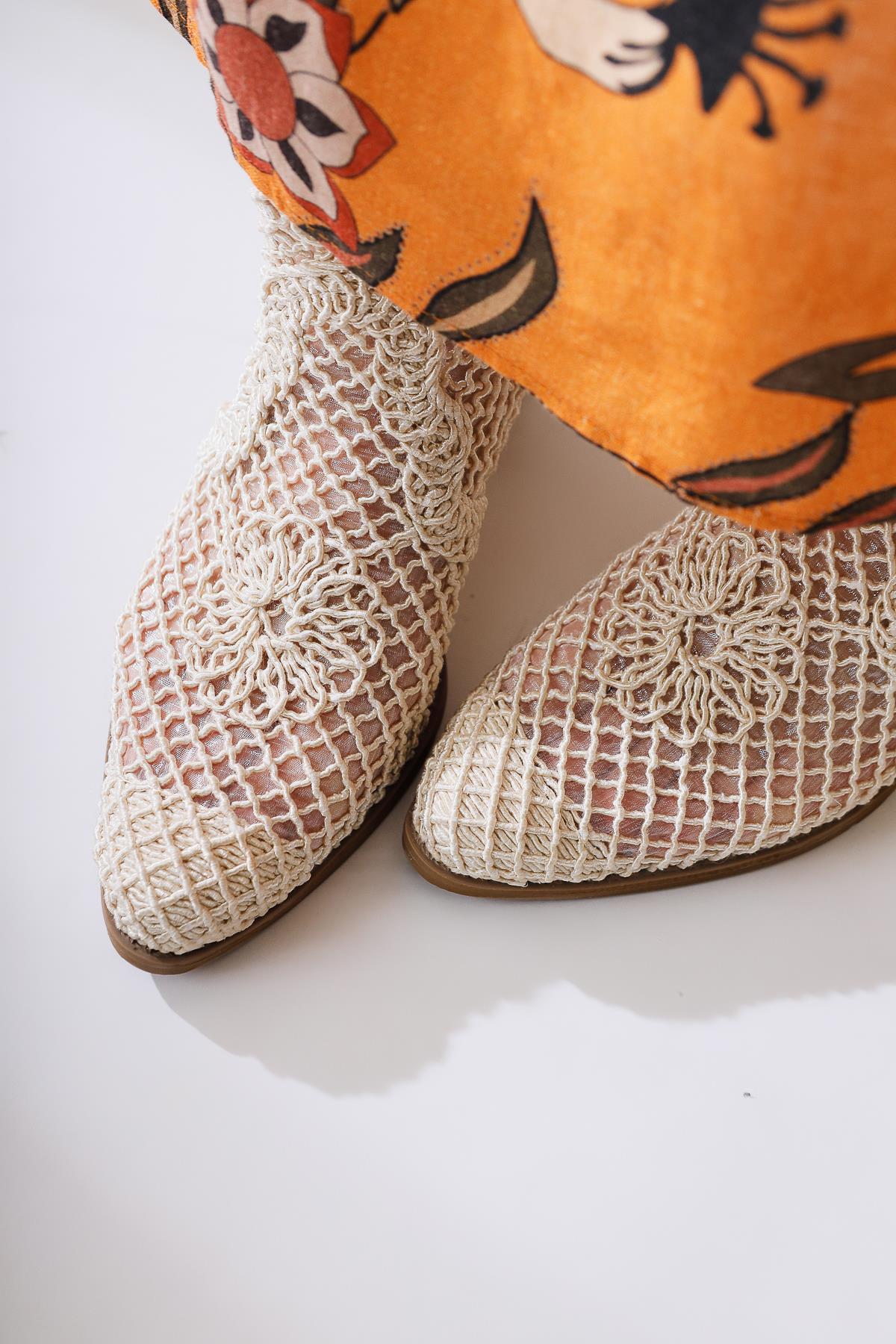 Tersa – Beige Short-Shaft Woven Lace Floral-Detail Cowboy Summer Boot (Women)