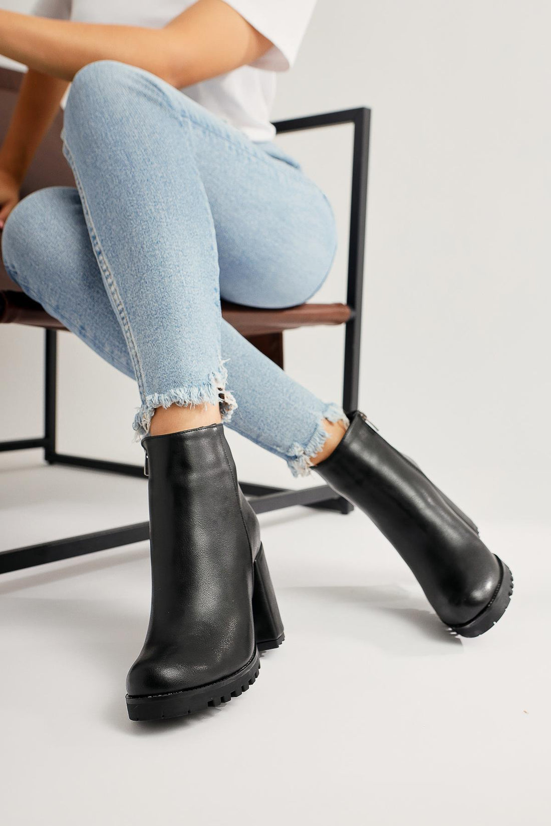 Bahiya – Black Oval-Toe Zippered Heeled Boot (Women)