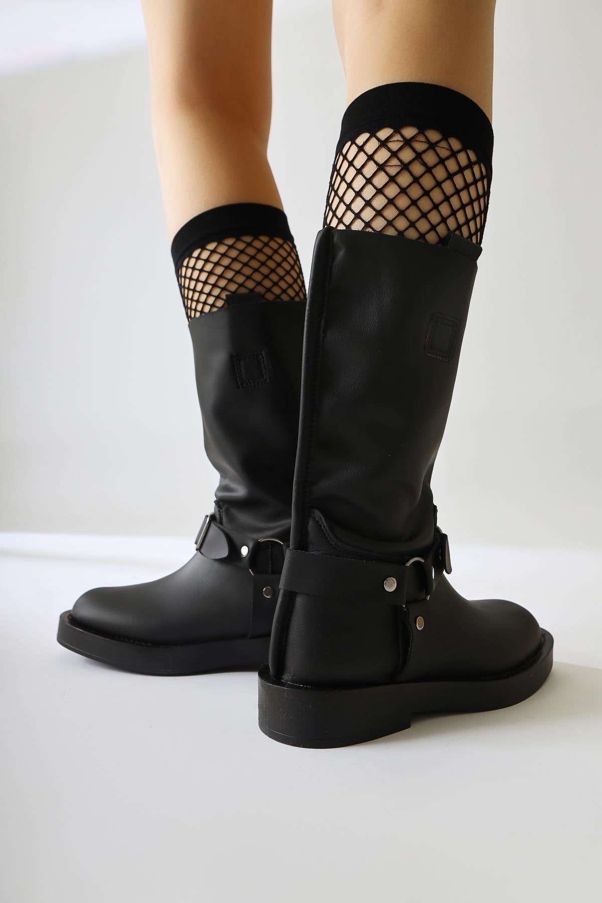 Lourd Black Soft Leather Belt Detail Boot