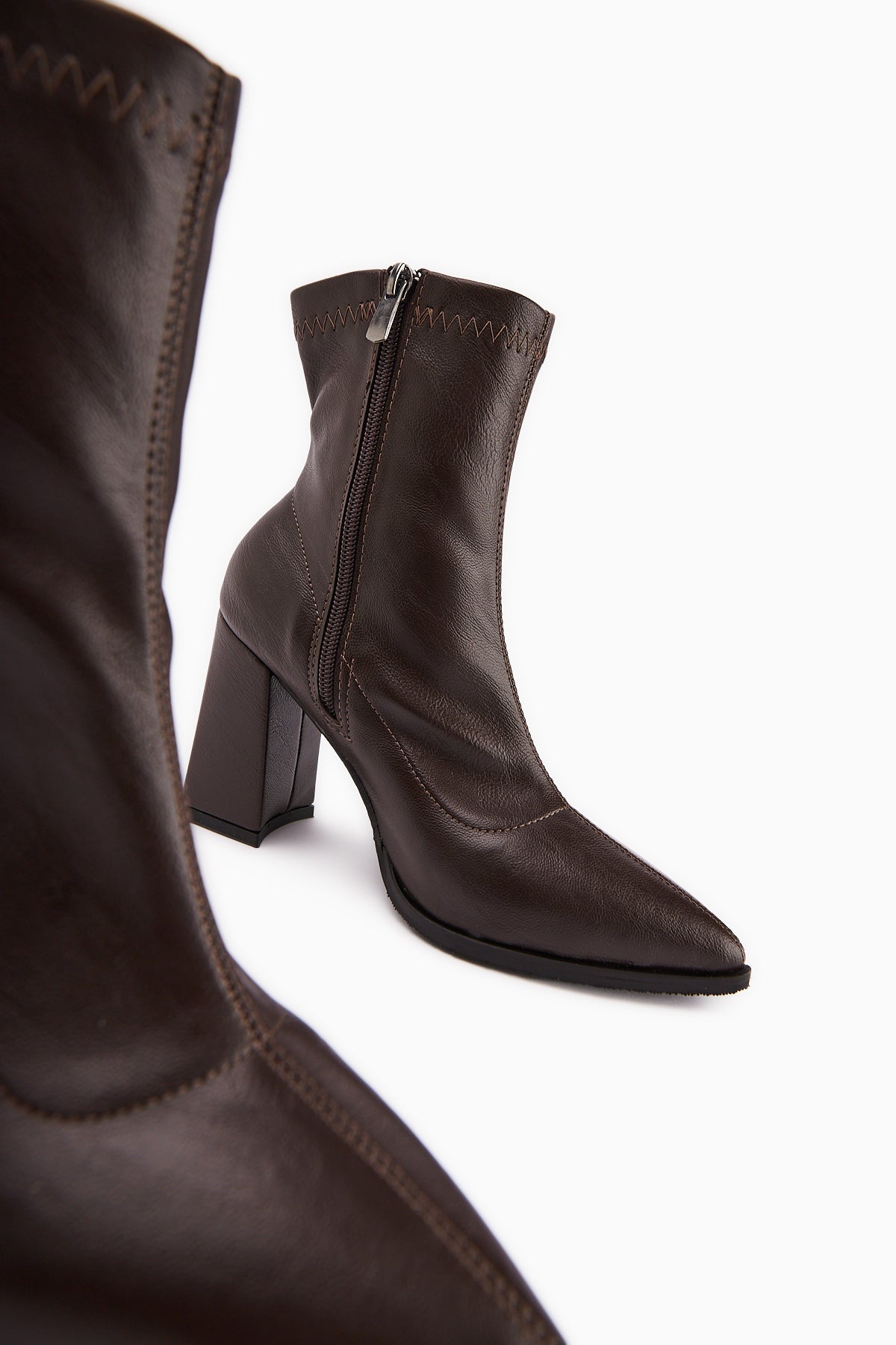 Susy – Brown Stretch Block Heel Boot (Women)