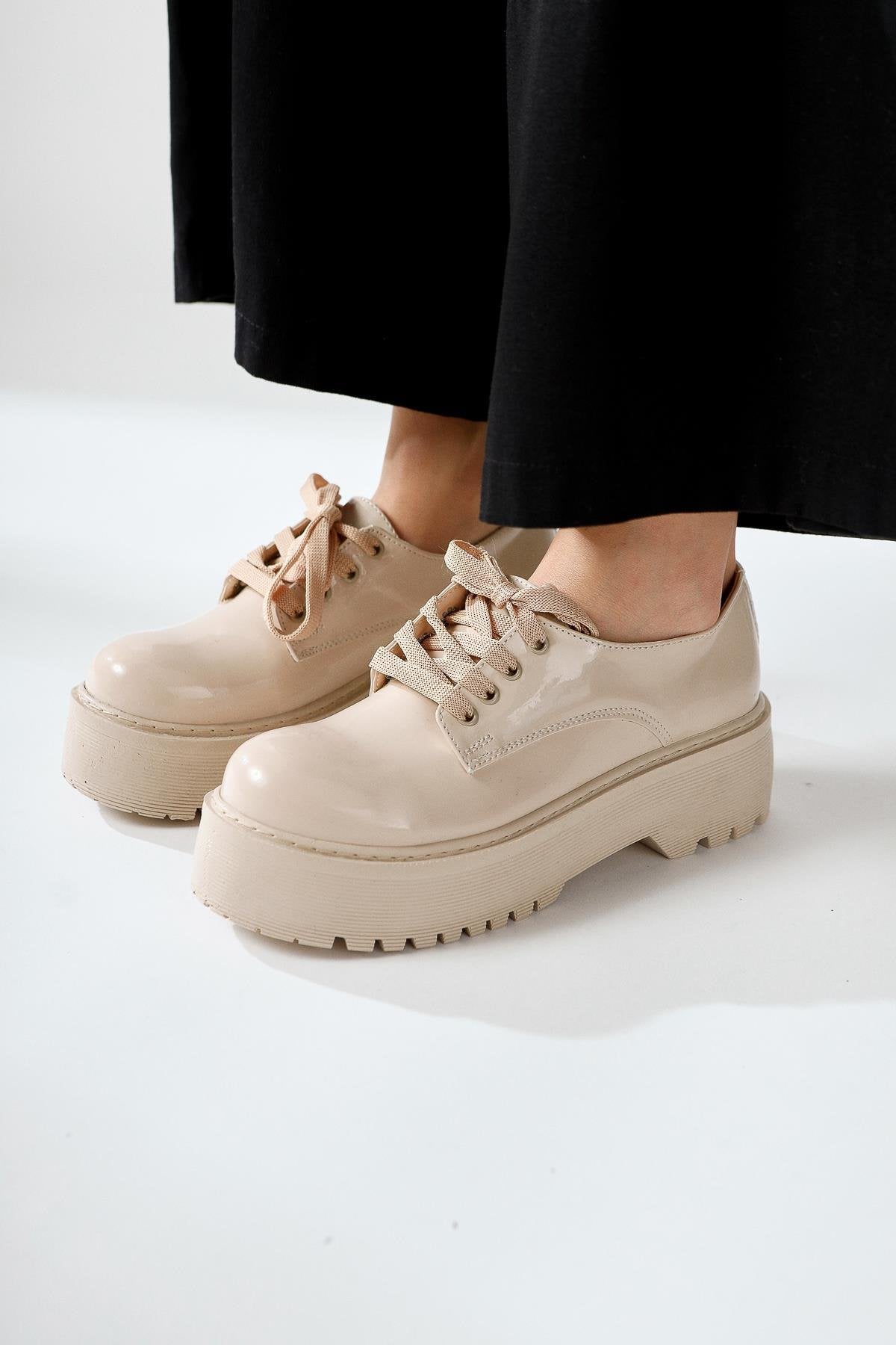 Alisson Beige Patent Leather Oval Toe Thick Soled Casual Shoe