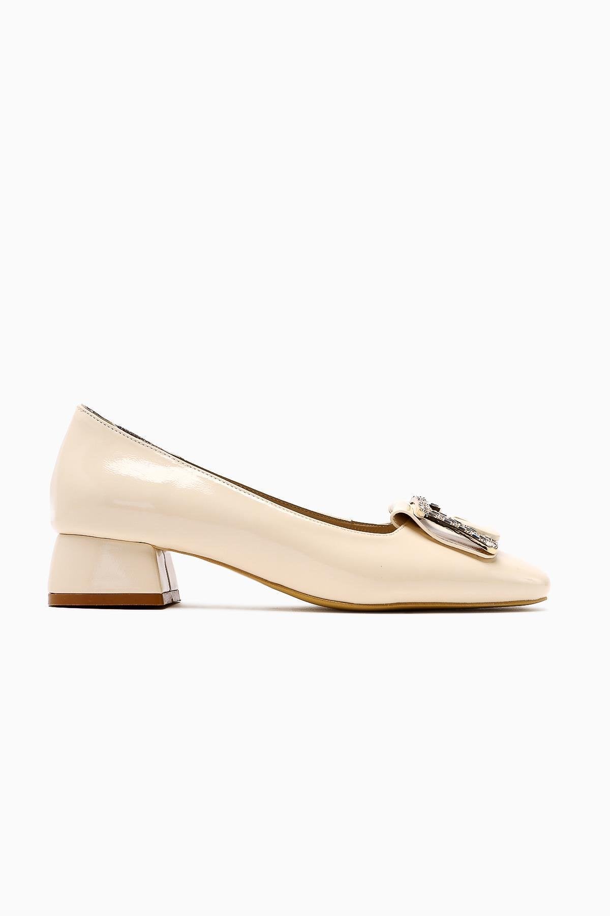 Roza – Beige Patent Stone-Embellished Low Heel Shoe (Women)