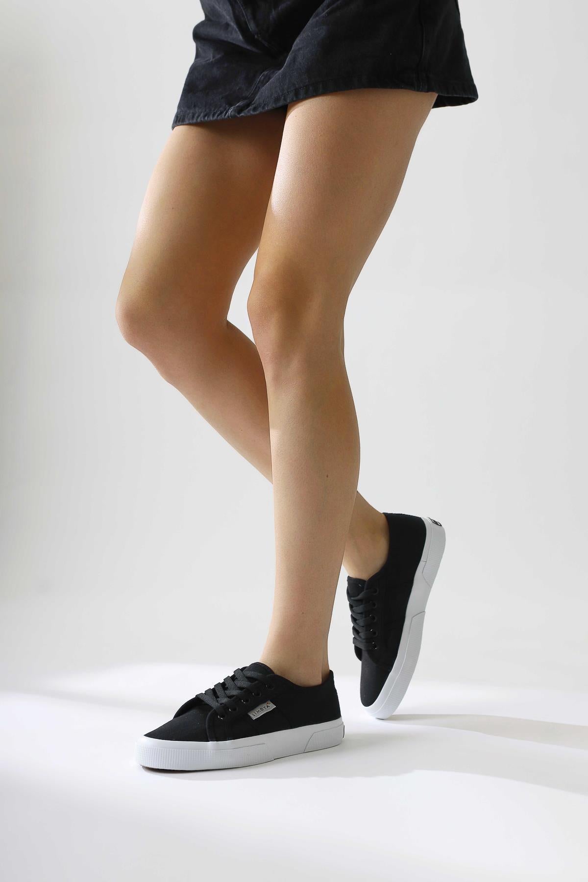 Timon – Black Linen Sneaker (Women)