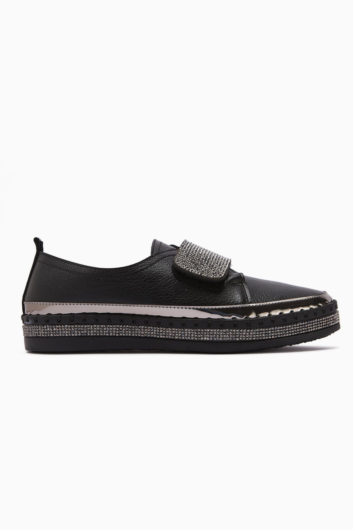 Valmira – Black Velcro Stone-Detail Casual Shoe (Women)
