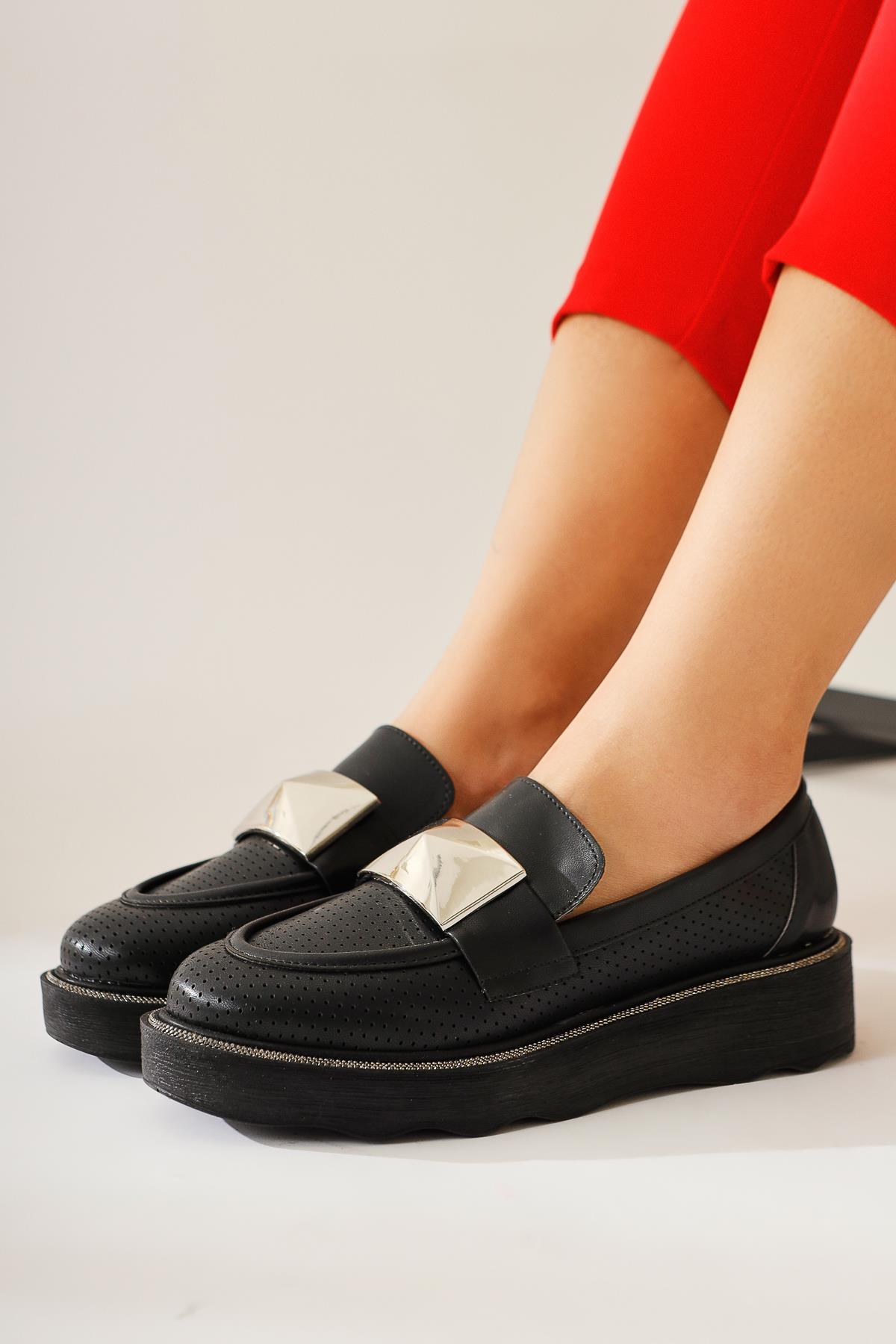 Khloe – Black Buckle-Detail Perforated Loafer (Women)