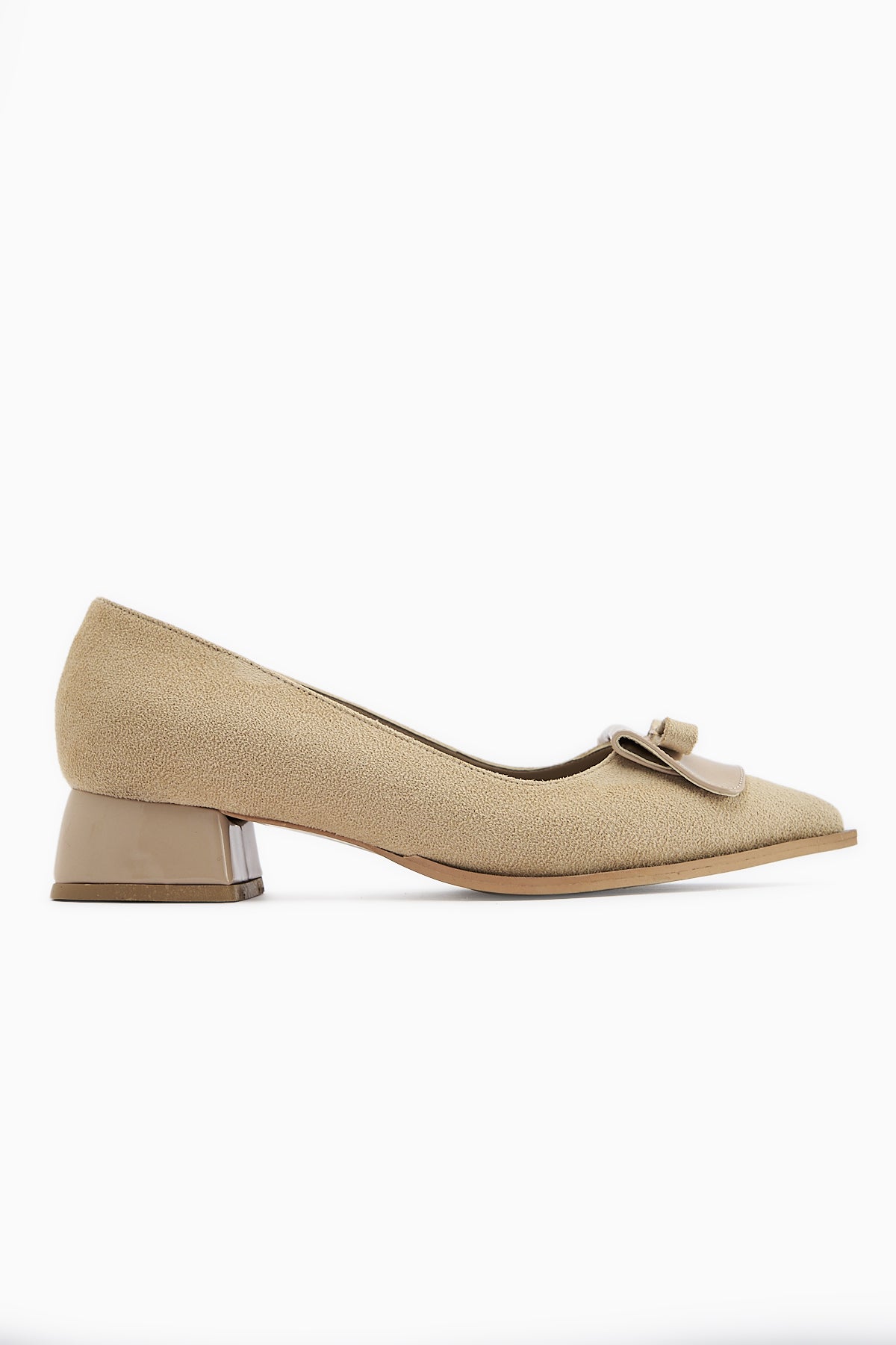 Boel – Nude Suede Buckle Short-Heel Shoe (Women)