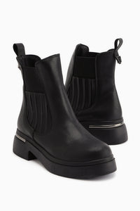 Pava Black Heeled Detail Women’s Boots