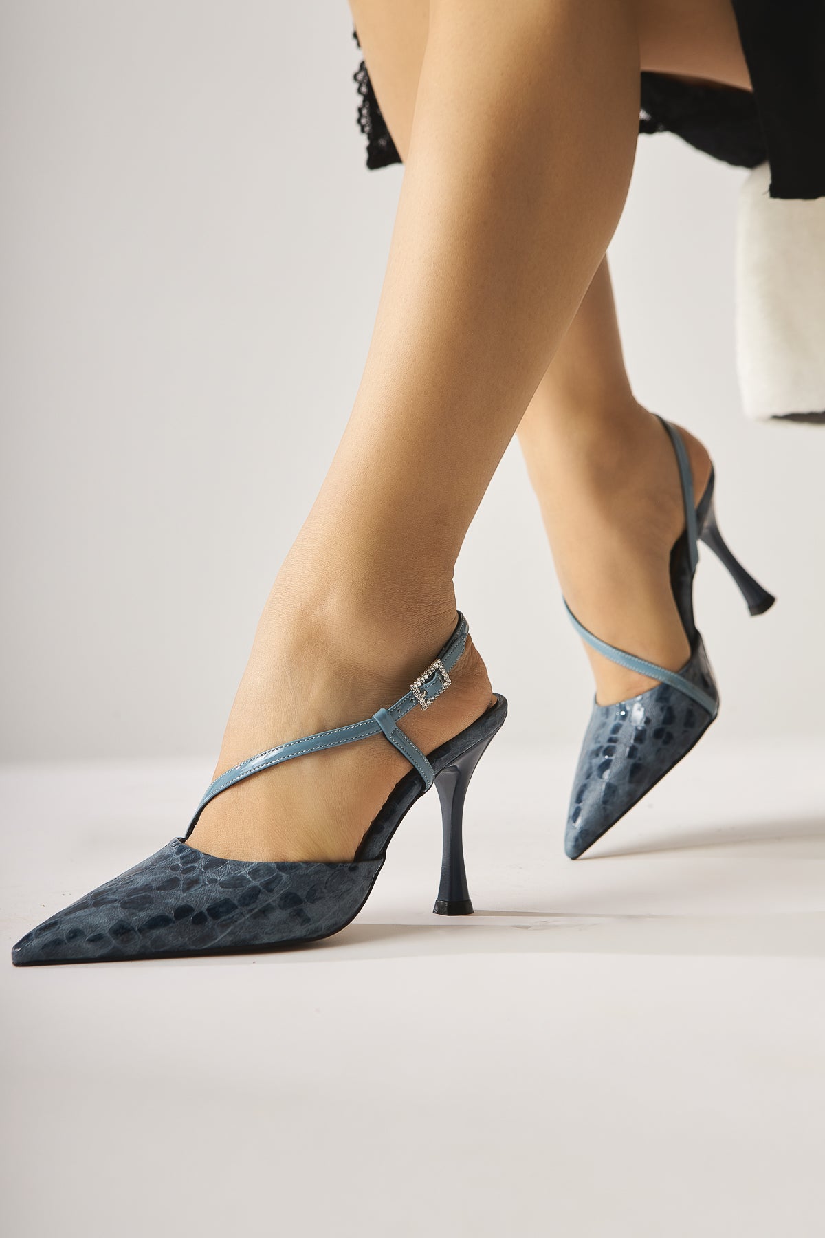 Sarah Genuine Leather – Navy Croc-Embossed Pointed-Toe Heeled Shoe (Women)