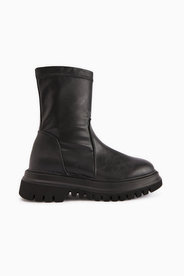 Laimi Black Thick Sole Oval Toe Women’s Boots
