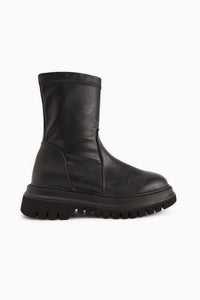 Laimi Black Thick Sole Oval Toe Women’s Boots