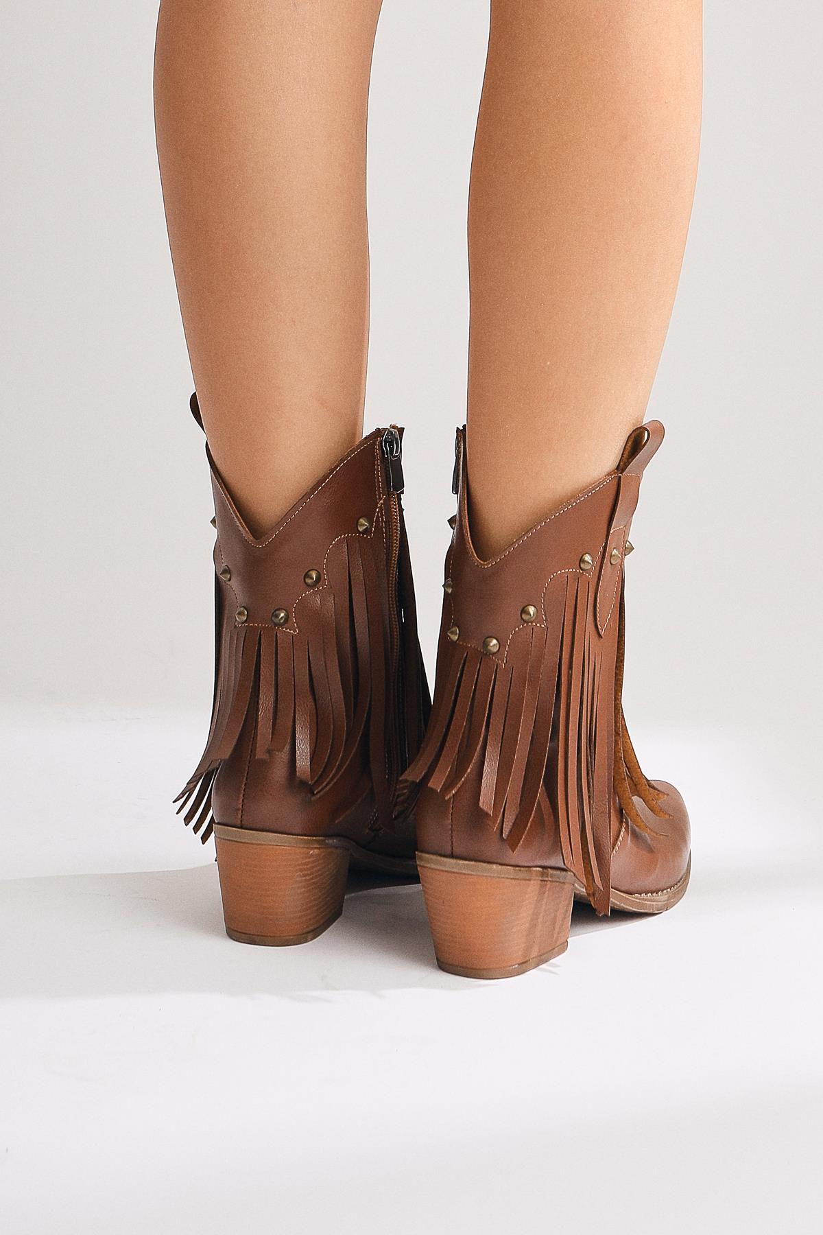 Lillebeth – Cognac Fringe Stud-Detail Western Boot (Women)
