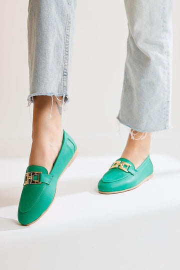 Dilsa – Green Buckle-Detail Ballet Flat (Women)