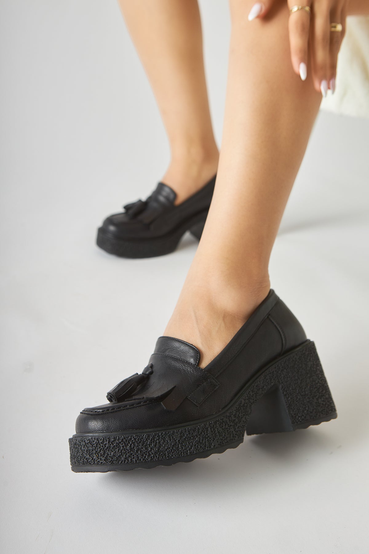 Loreen – Black Tassel-Detail Heeled Casual Loafer (Women)