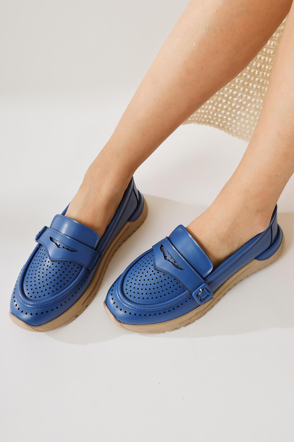Zain – Blue Laser-Cut Buckle-Detail Ballet Flat (Women)