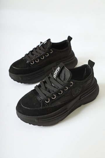 Ancy Black Parachute Fabric Star Patched Sneakers