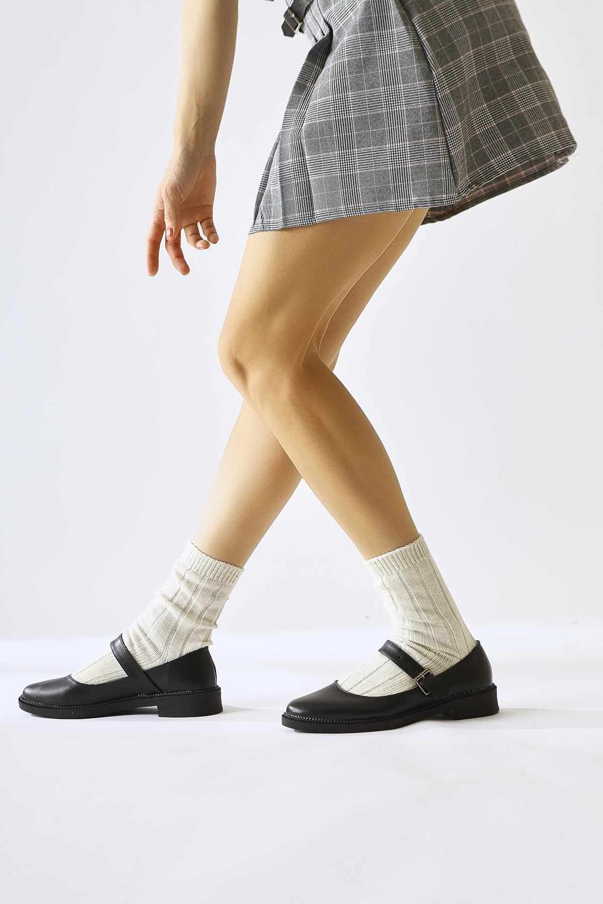 Vivy Black Round Toe Single Strap Daily Shoes