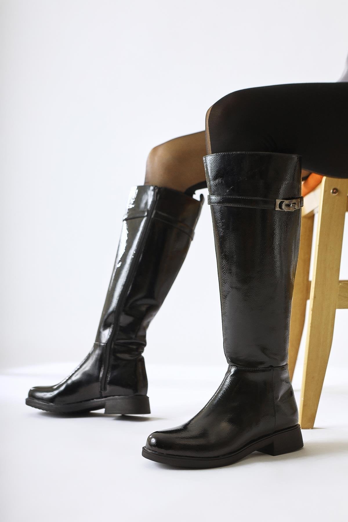 Kanako – Black Patent Accessory-Detail Zippered Low-Heel Knee-High Boot (Women)