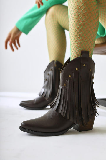 Lillebeth Brown Fringed Studded Women’s Boots