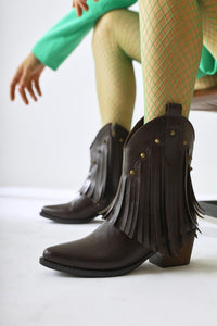 Lillebeth Brown Fringed Studded Women’s Boots