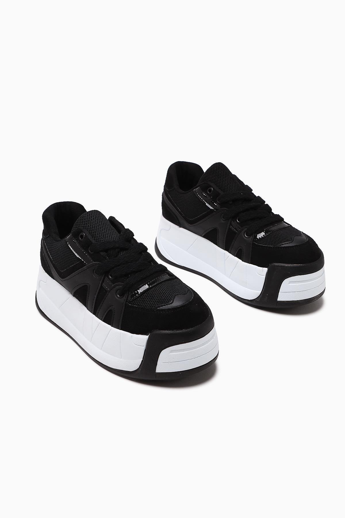 Alvi – Black Leather-Look-Detail Sneaker (Women)