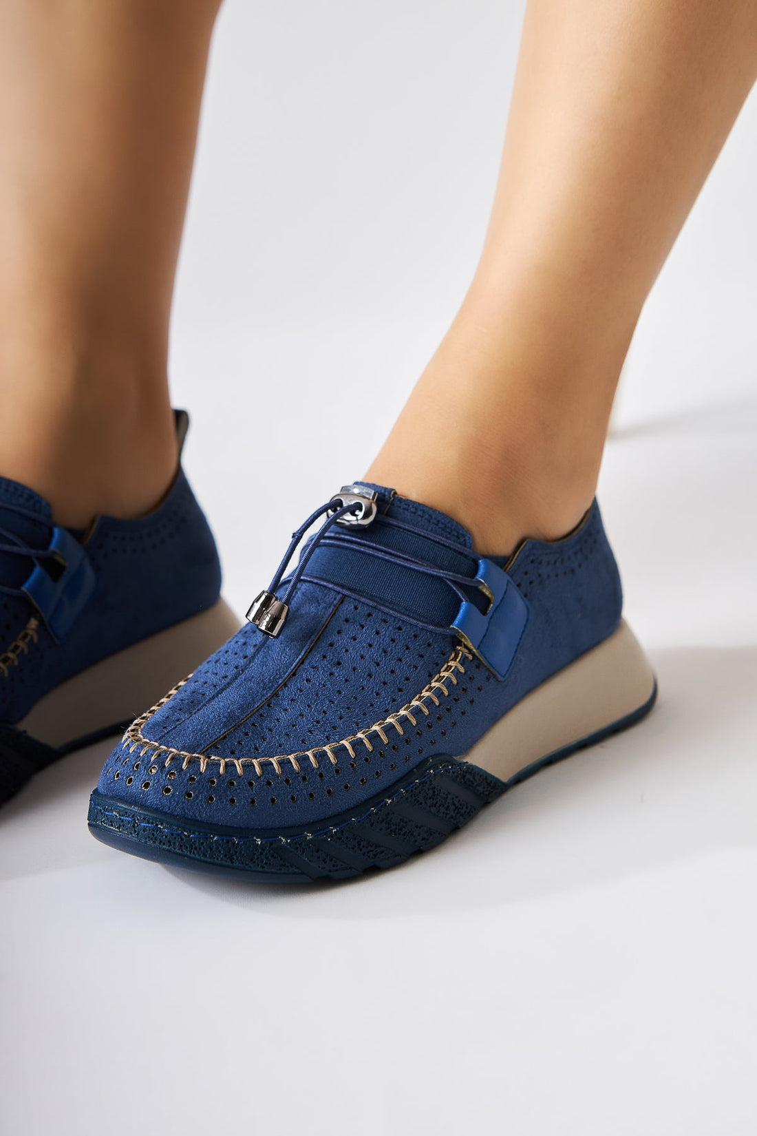 Allice Blue Suede Laser Cutout Women's Casual Shoes