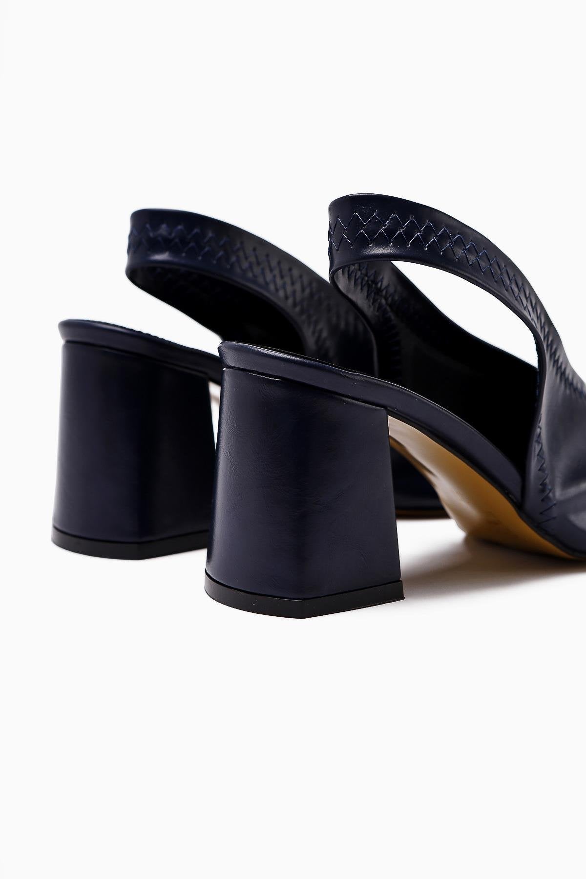 Essie Women's Navy Pointed Toe Elastic Stitch Detail Block Heel Shoes