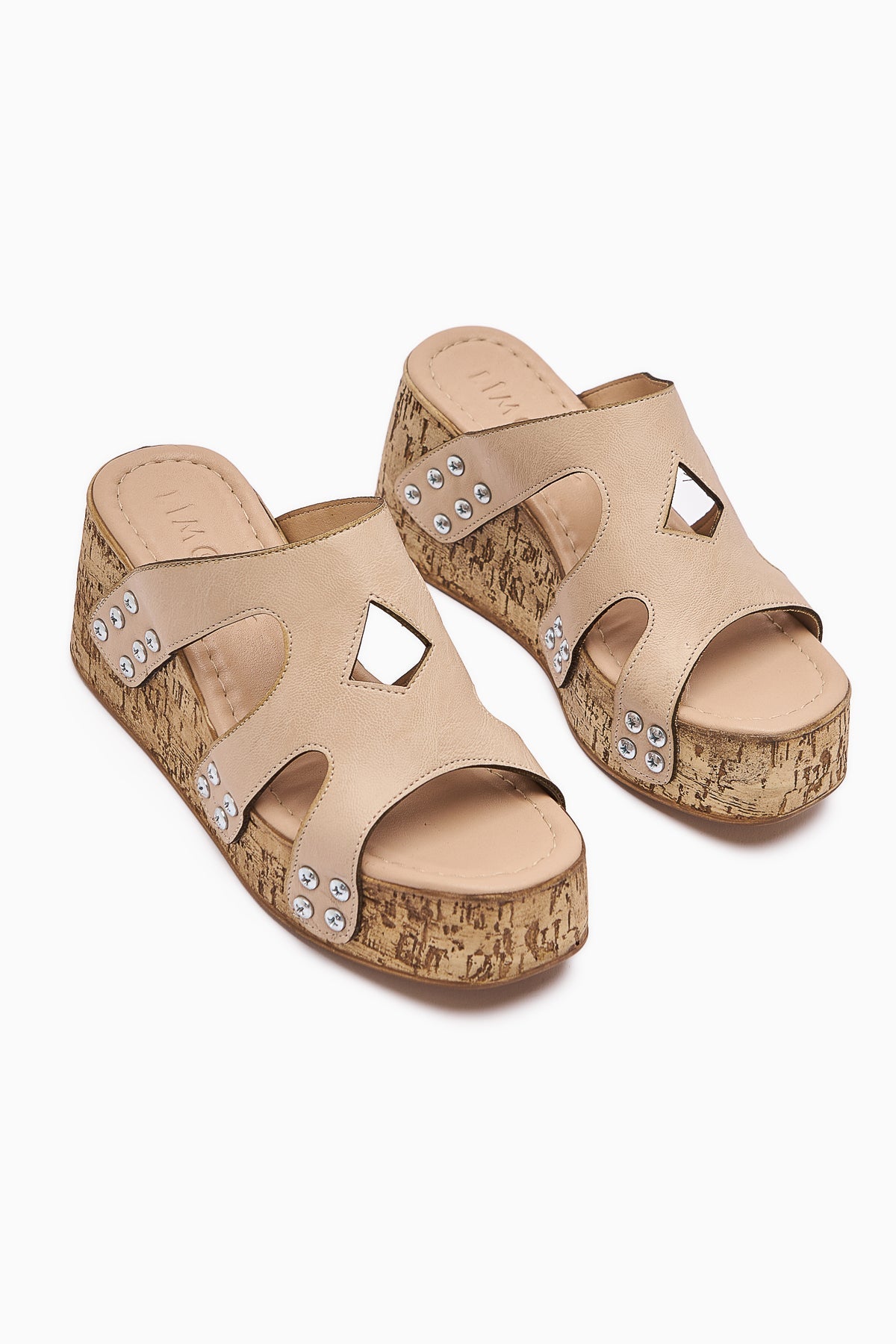 Freya Women's Beige Slippers with Screw Detail
