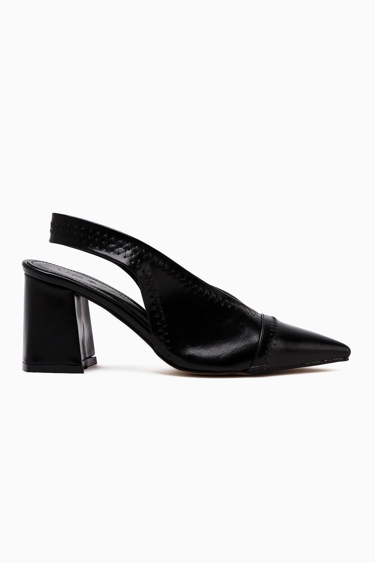 Essie Black Pointed Toe Elastic Stitch Detail Chunky Heels