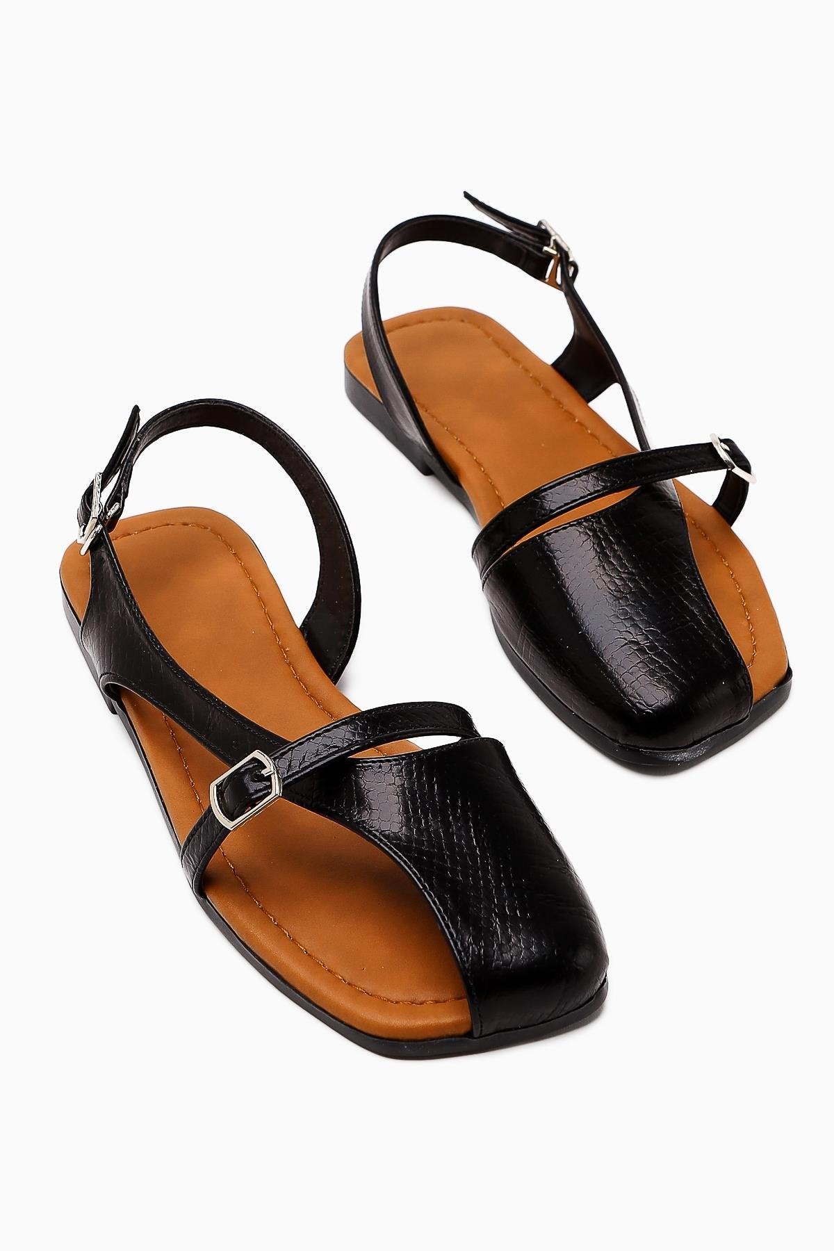 Almina Black Belt Detail Women's Sandal