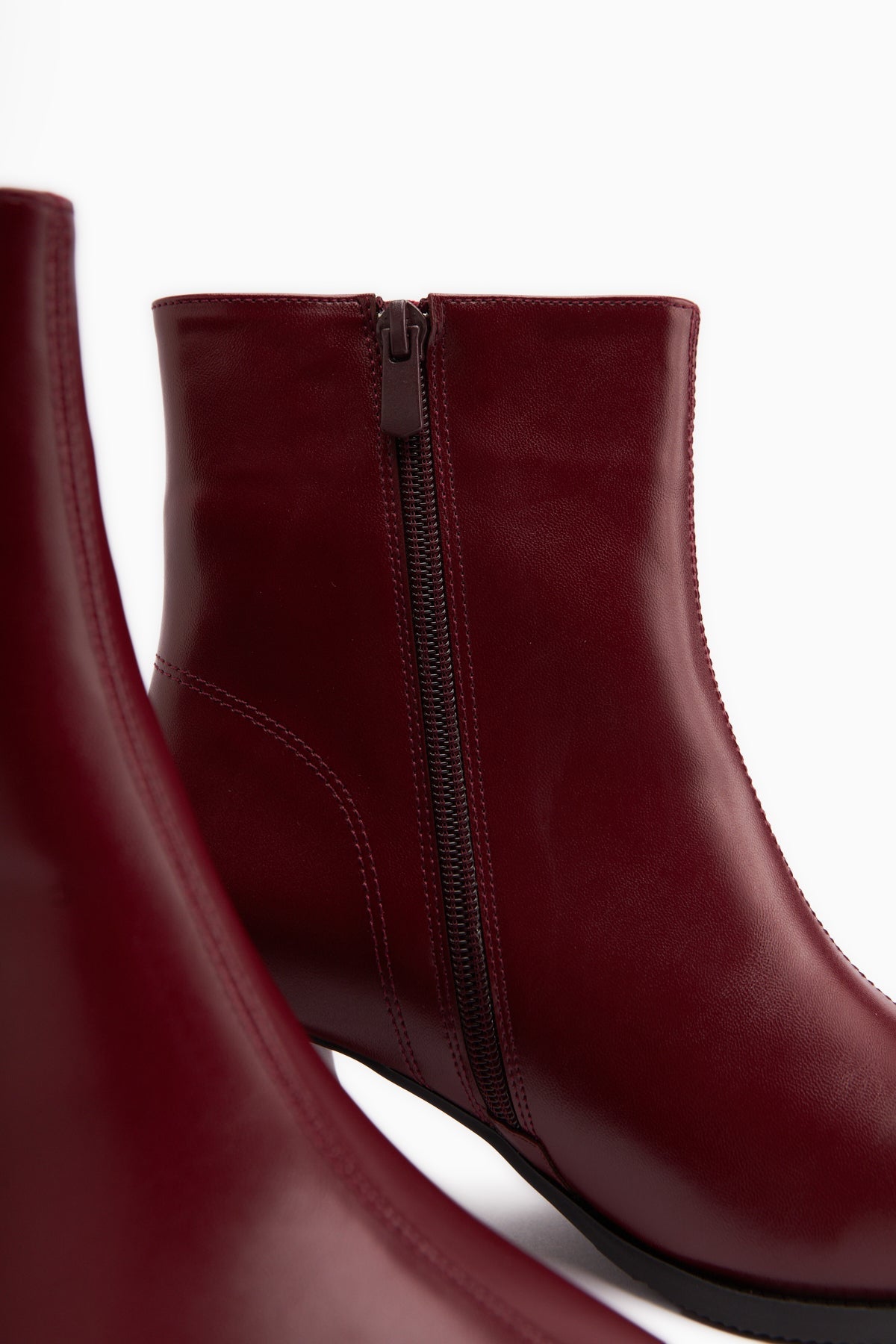 Margot – Burgundy Suede Round-Toe Heeled Boot (Women)