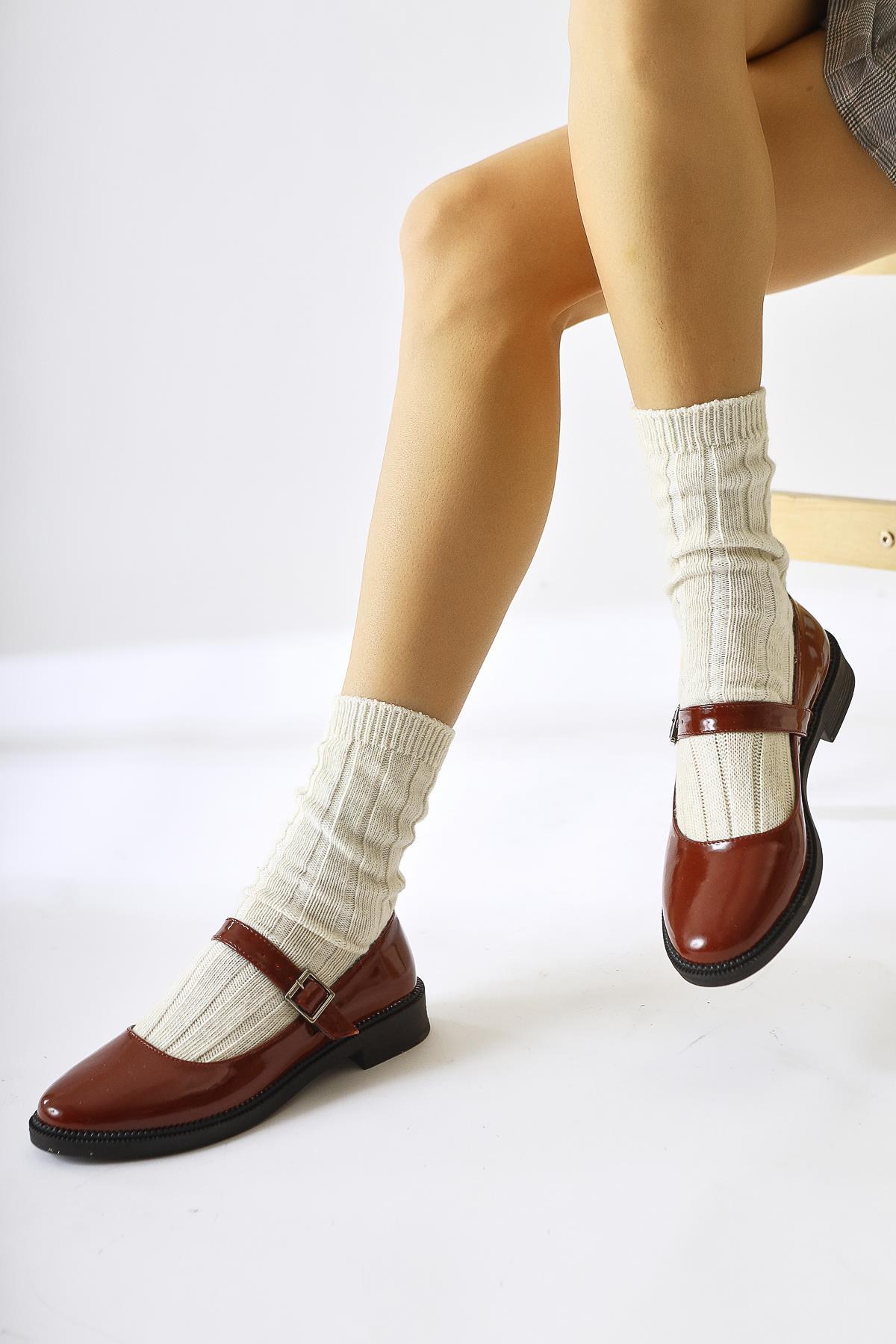 Vivy Burgundy Patent Leather Round Toe Single Strap Daily Shoes