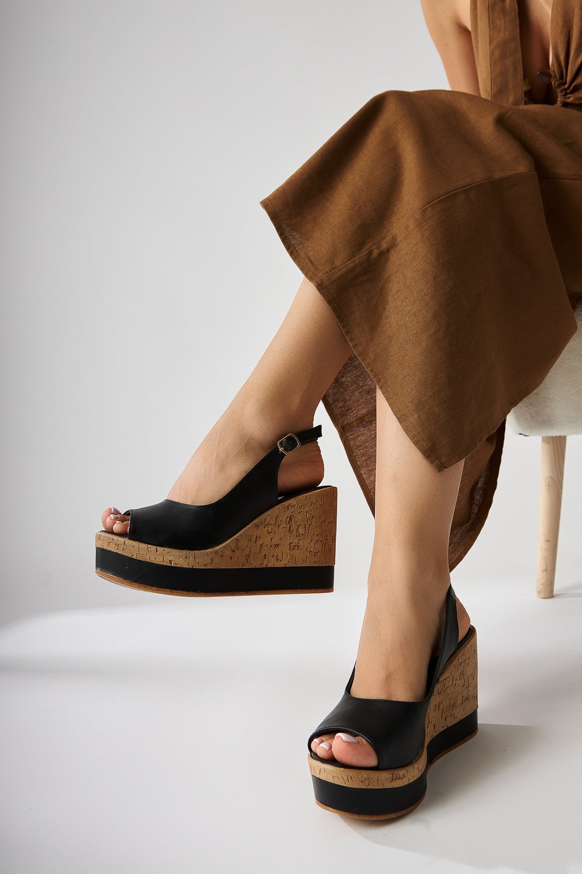 Jenny Women's Black Platform Heels