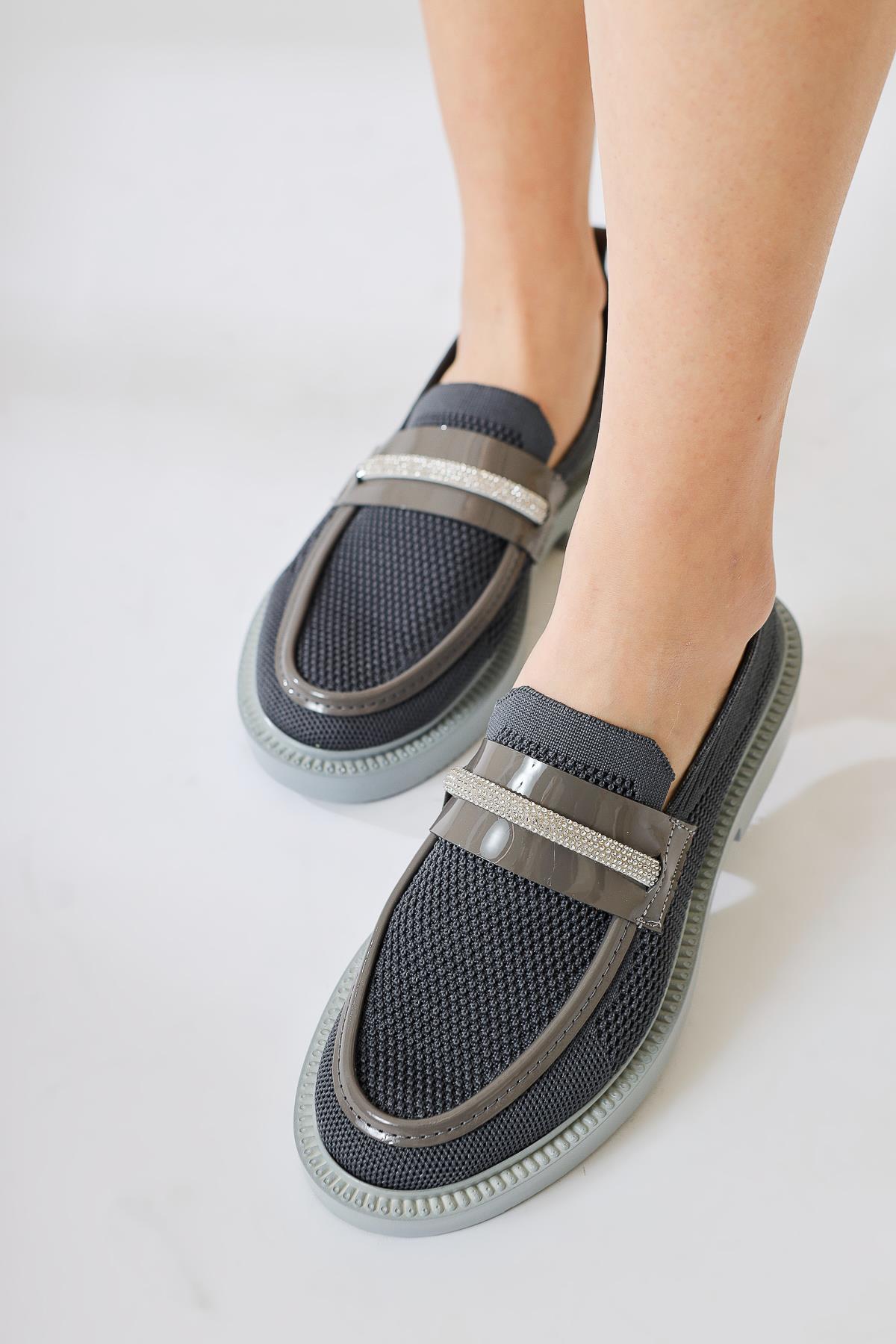 Micka Anthracite Woven Patent Detailed Stone Strap Casual Shoes