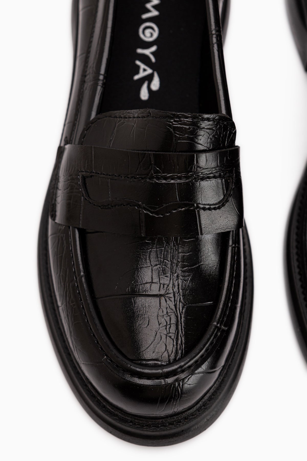 Sienna Black Crocodile Pattern Women’s Loafer Casual Shoes