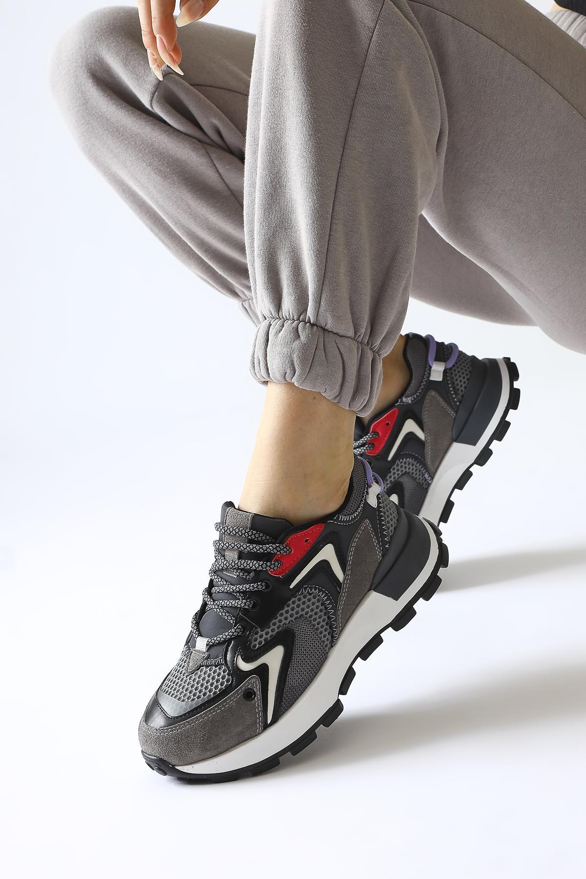 Onella Smoky Suede Detailed Lace-up Sneakers