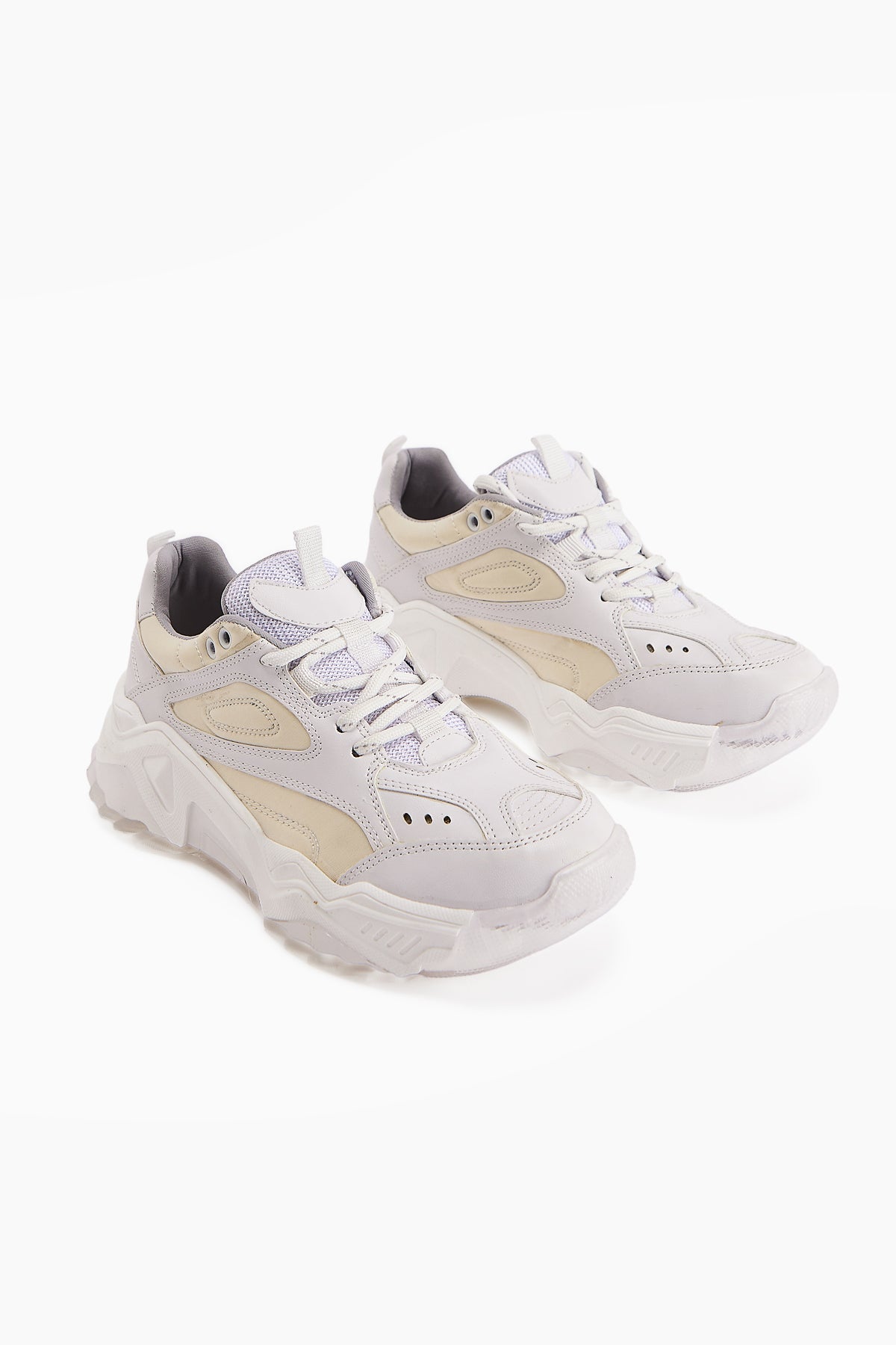 Erla – White Thick-Sole Lace-Up Sneaker (Women)