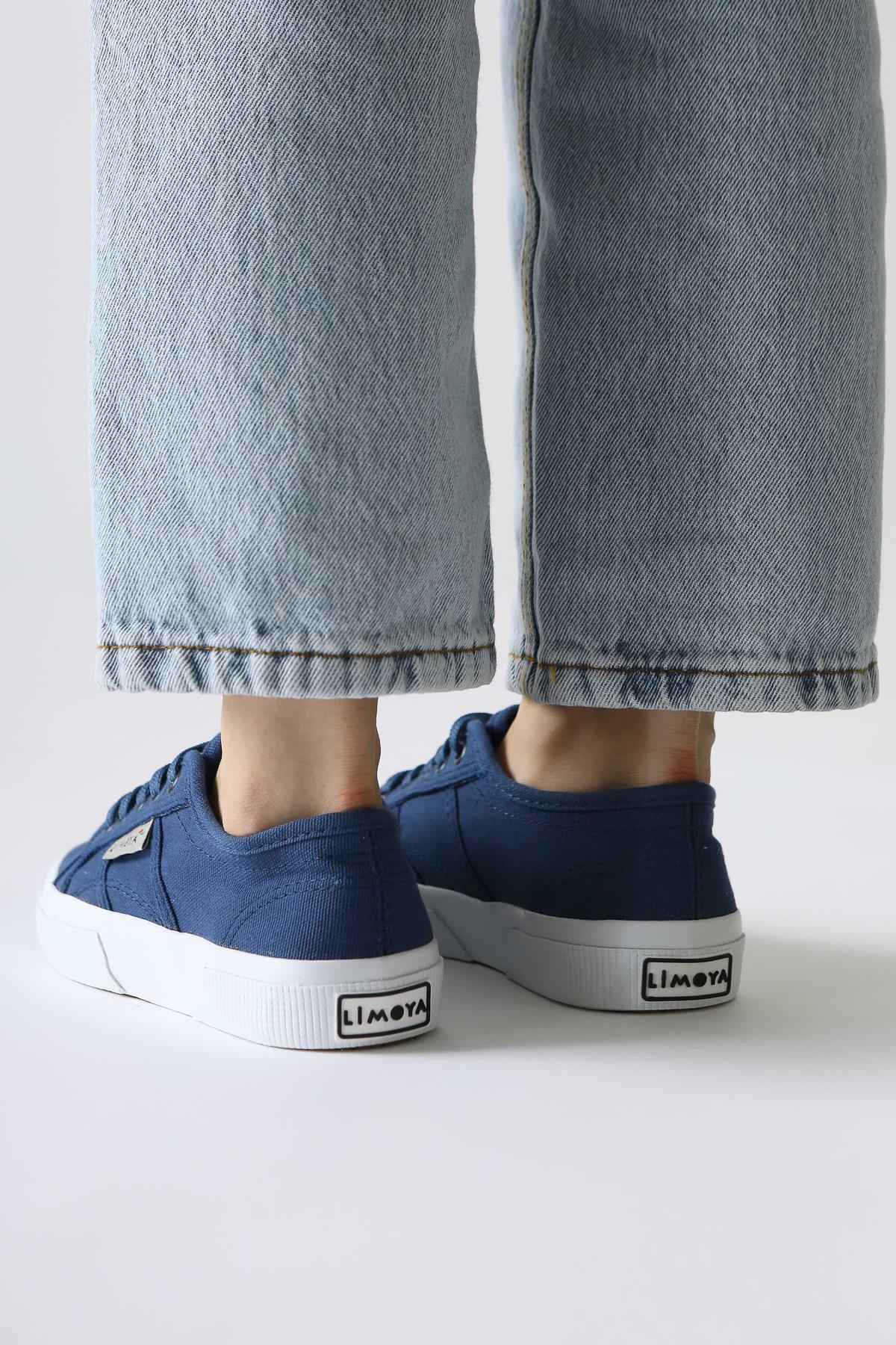 Timon – Navy Linen Sneaker (Women)