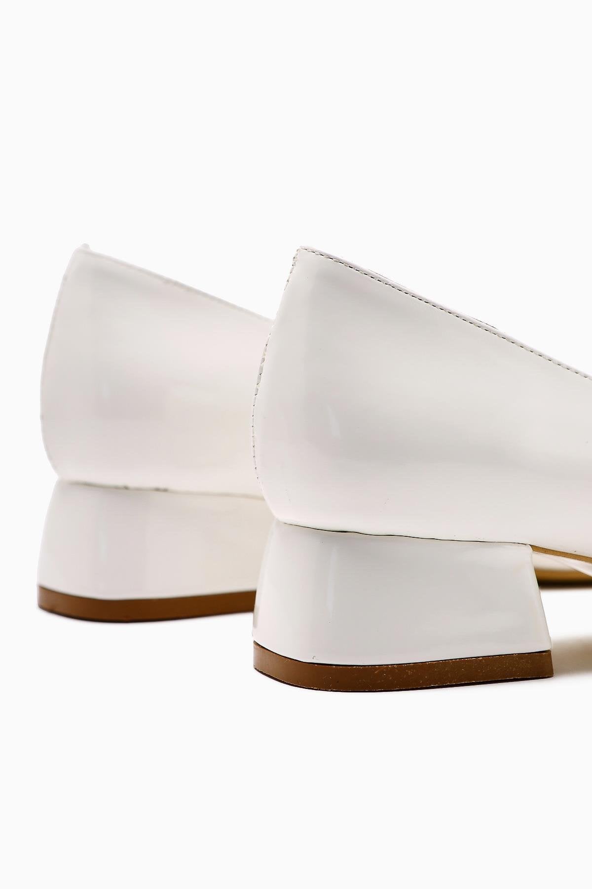 Roza – White Patent Stone-Embellished Low-Heel Shoe (Women)