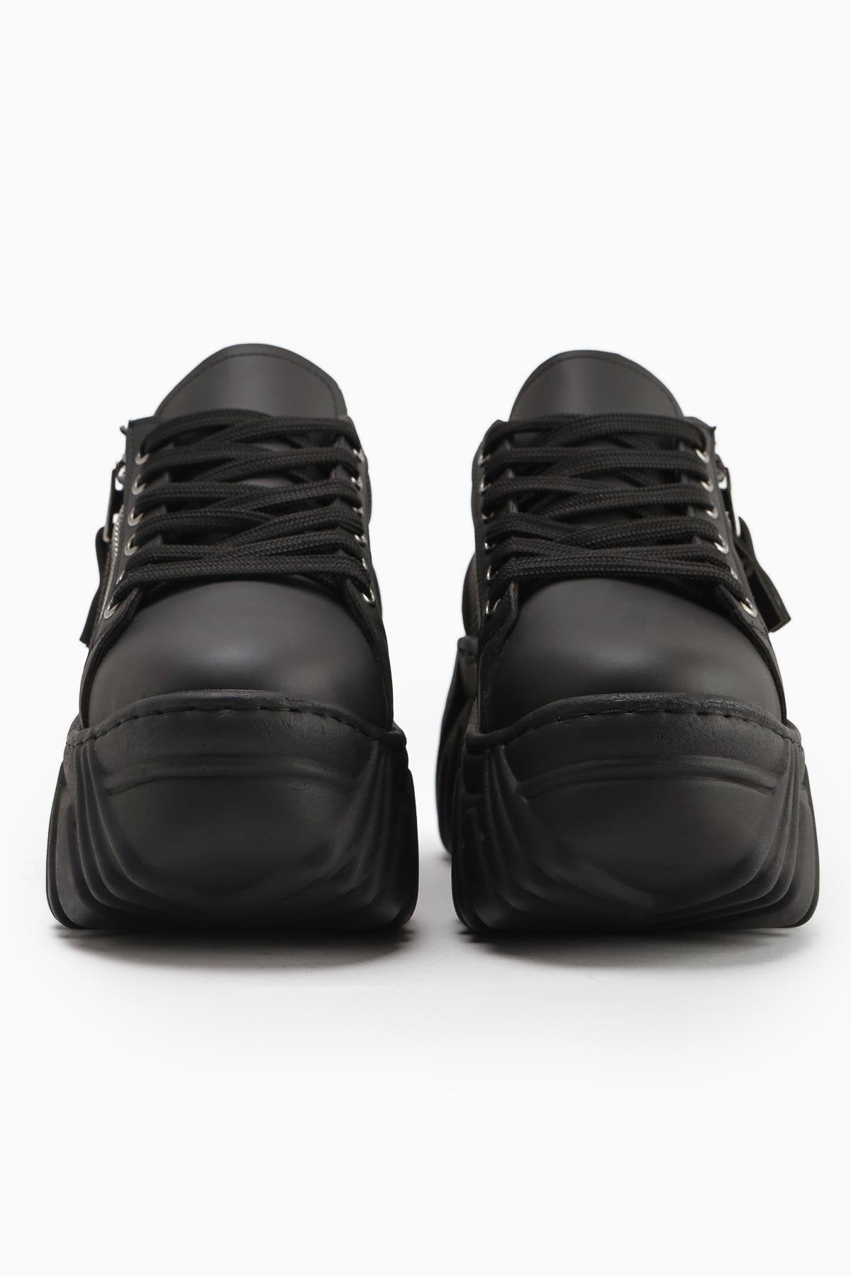Betty – Black Platform Zipper-Detail Sneakers (Women)