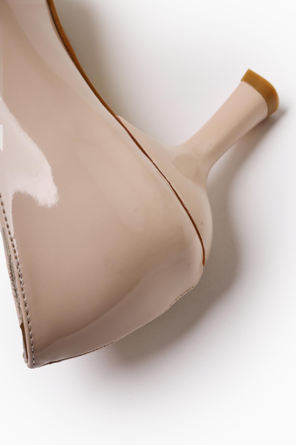 Carla Beige Patent Pointed Toe Buckle Detailed Women’s Heeled Shoes