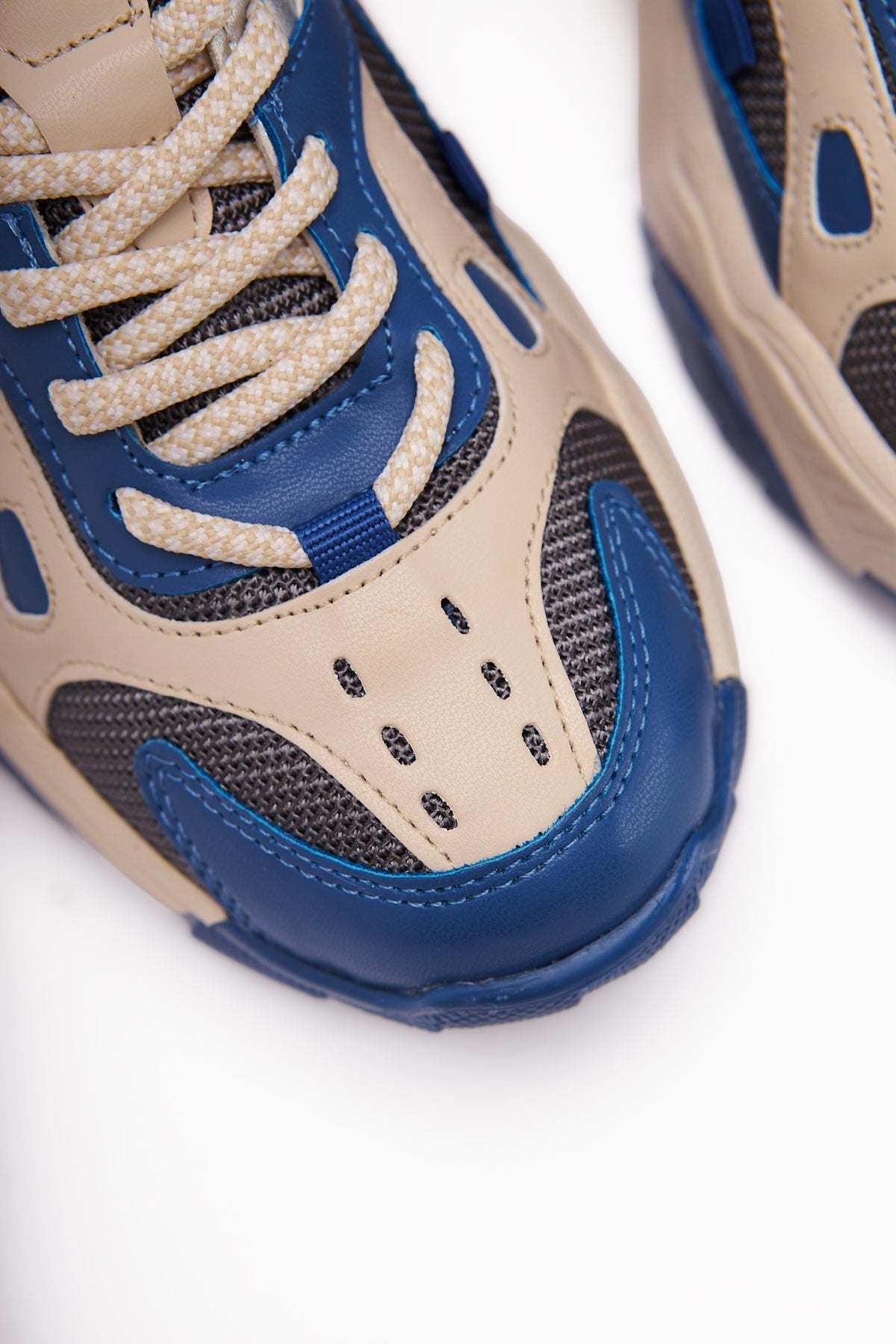 Daysi – Blue Beige Thick-Sole Sneaker (Women)